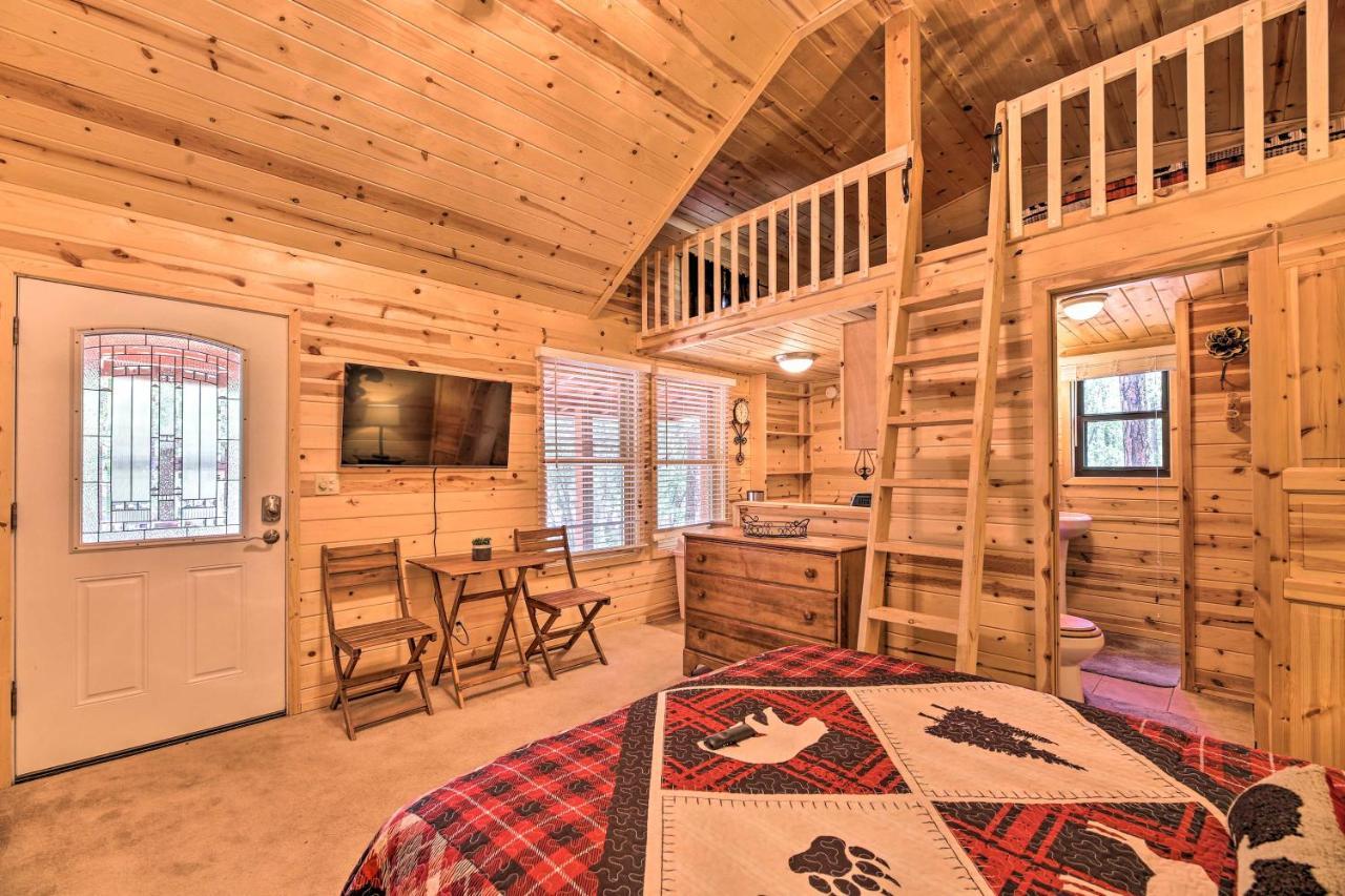 Lakeside Cabin On 2 Acres With Fire Pit And Hot Tub! Пайнтоп-Лейксайд Екстериор снимка