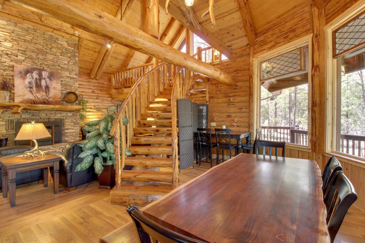 Lakeside Cabin On 2 Acres With Fire Pit And Hot Tub! Пайнтоп-Лейксайд Екстериор снимка